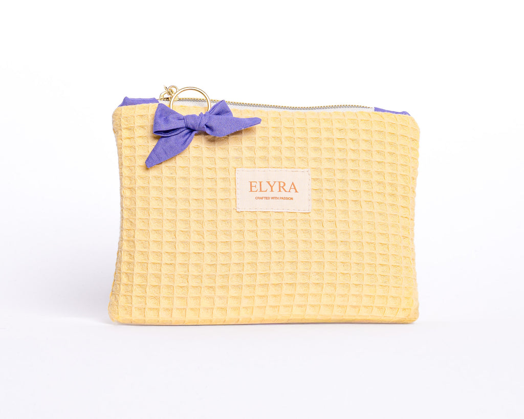 Velvet Ruffle - Mini Pouch